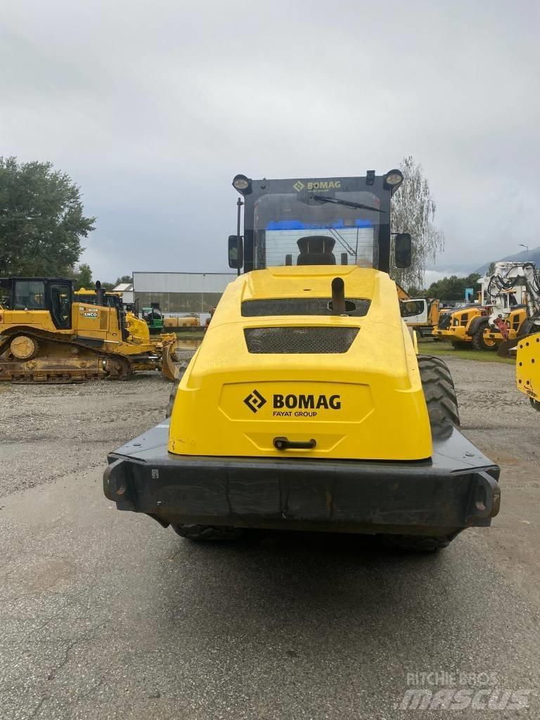 Bomag BW 219 D 5 Nabijači zemlje