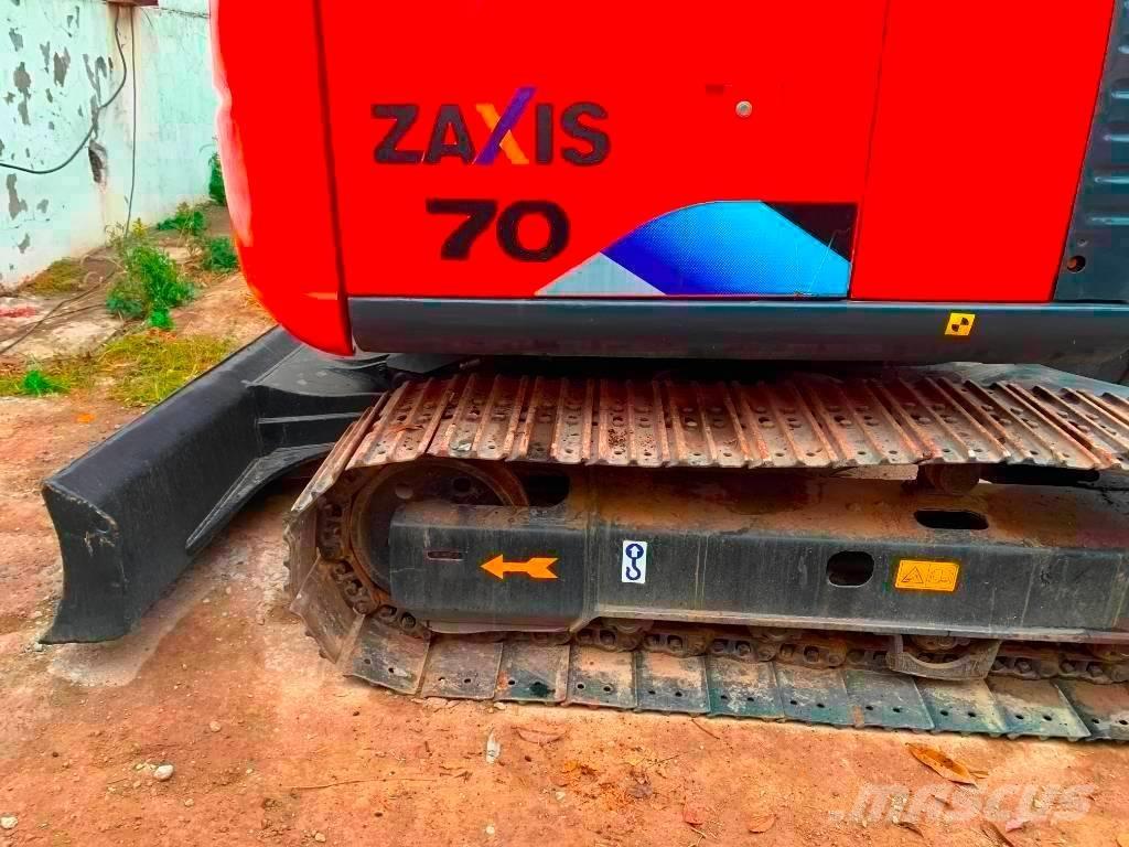 Hitachi Zaxis 70 Bageri guseničari