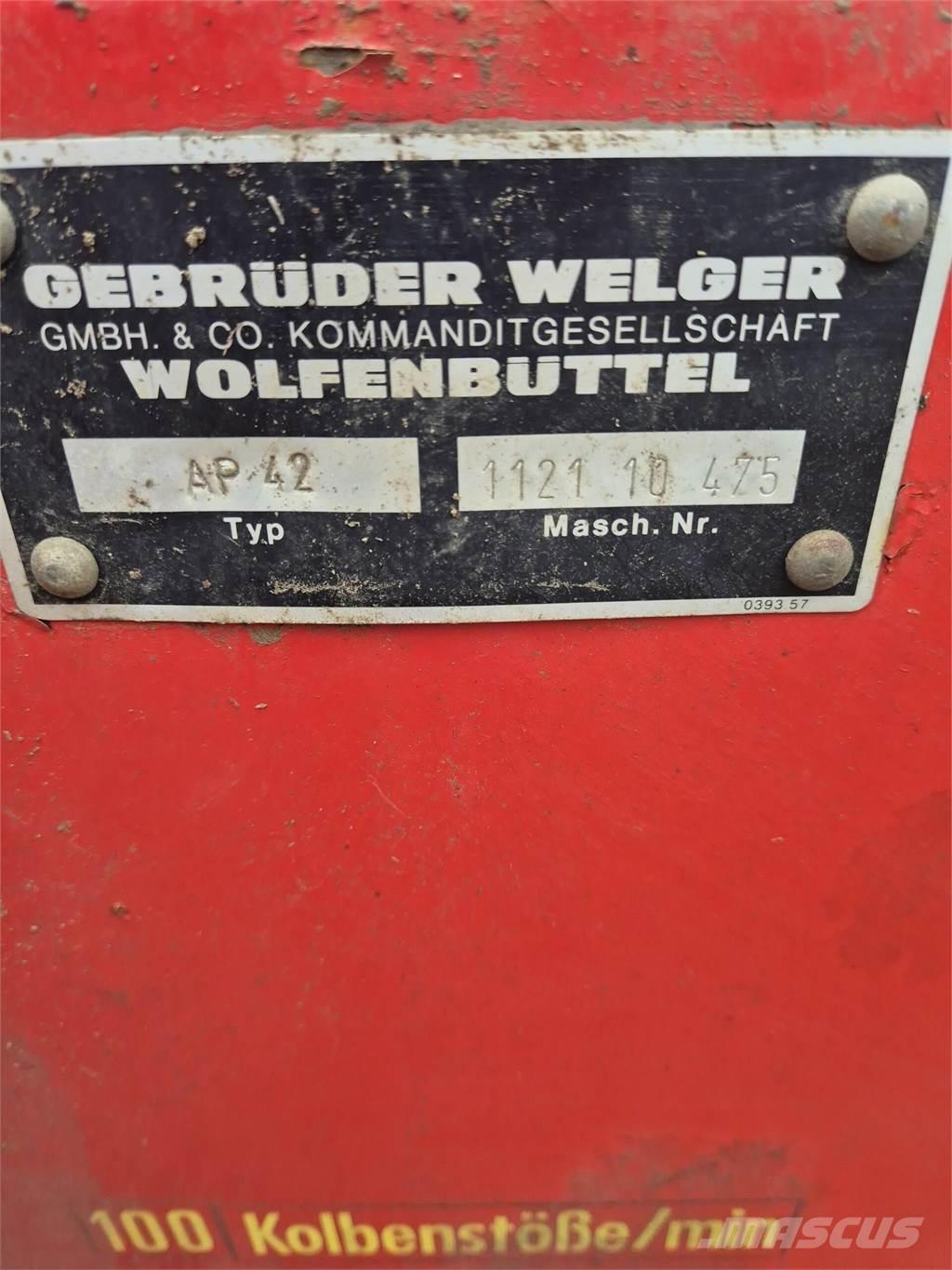 Welger AP42 Prese/balirke za četvrtaste bale