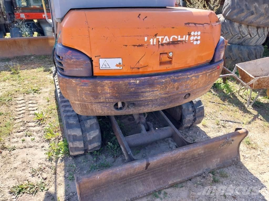 Hitachi EX 30-2 Mini bageri < 7t