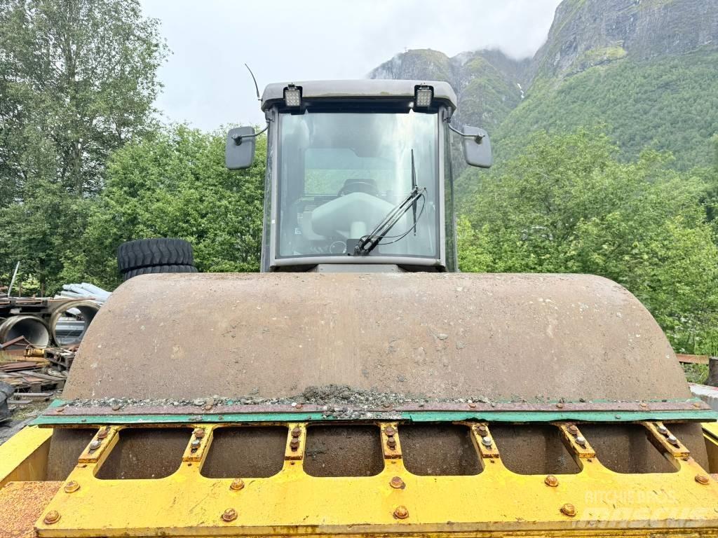Volvo SD 160 D X Valjci sa jednim bubnjem