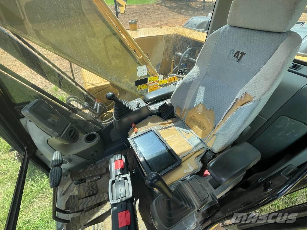 CAT 320 D L Bageri guseničari