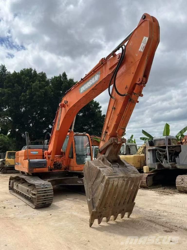 Doosan DX300LC Polovni bageri sa dugom rukom