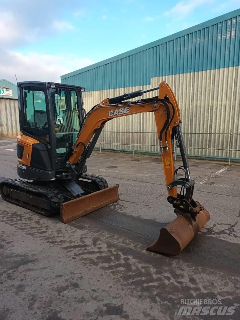CASE CX 25 D Mini bageri < 7t