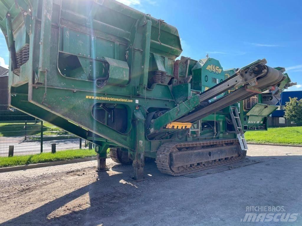 McCloskey J45 Mobilne drobilice