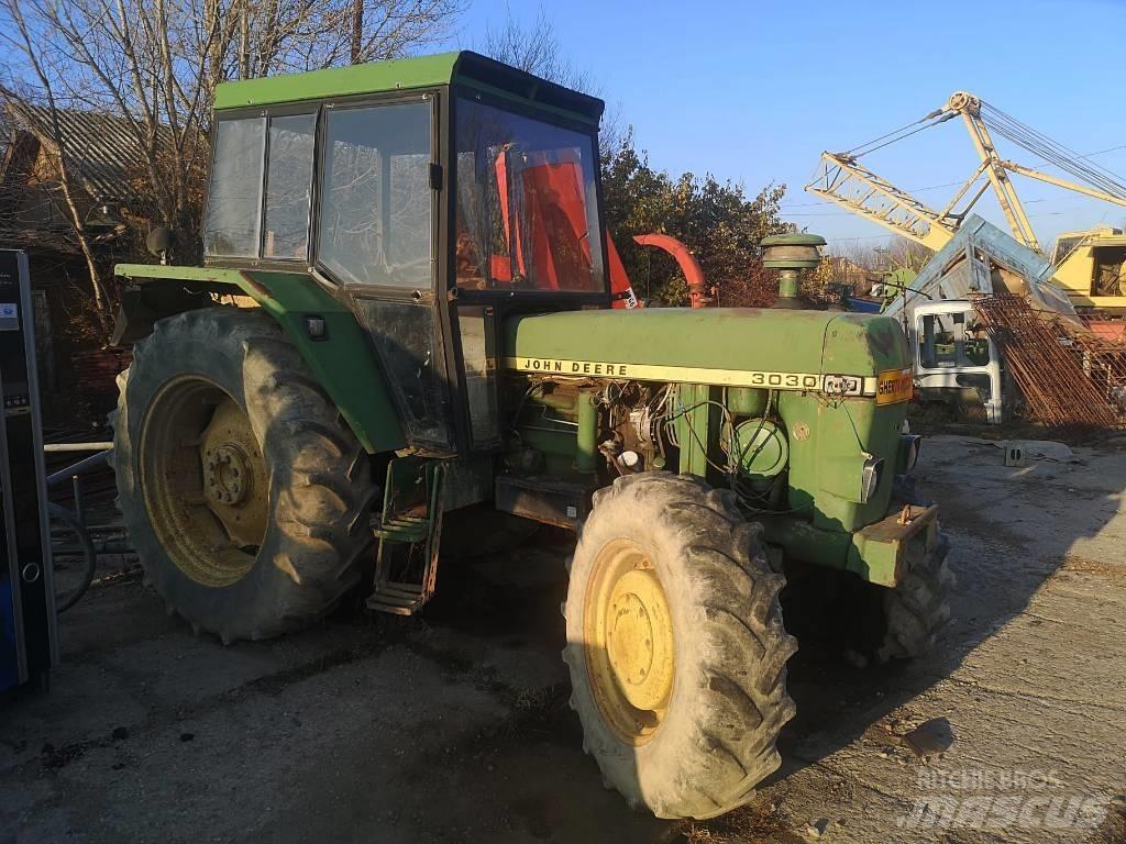 John Deere 3030 Traktori