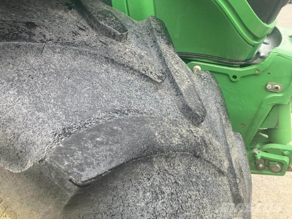 John Deere 6250R Traktori