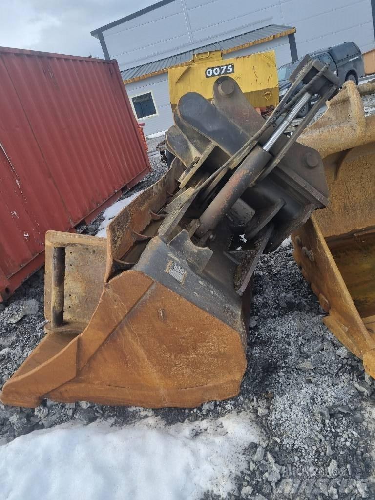 Komatsu HB 365 LC Bageri guseničari