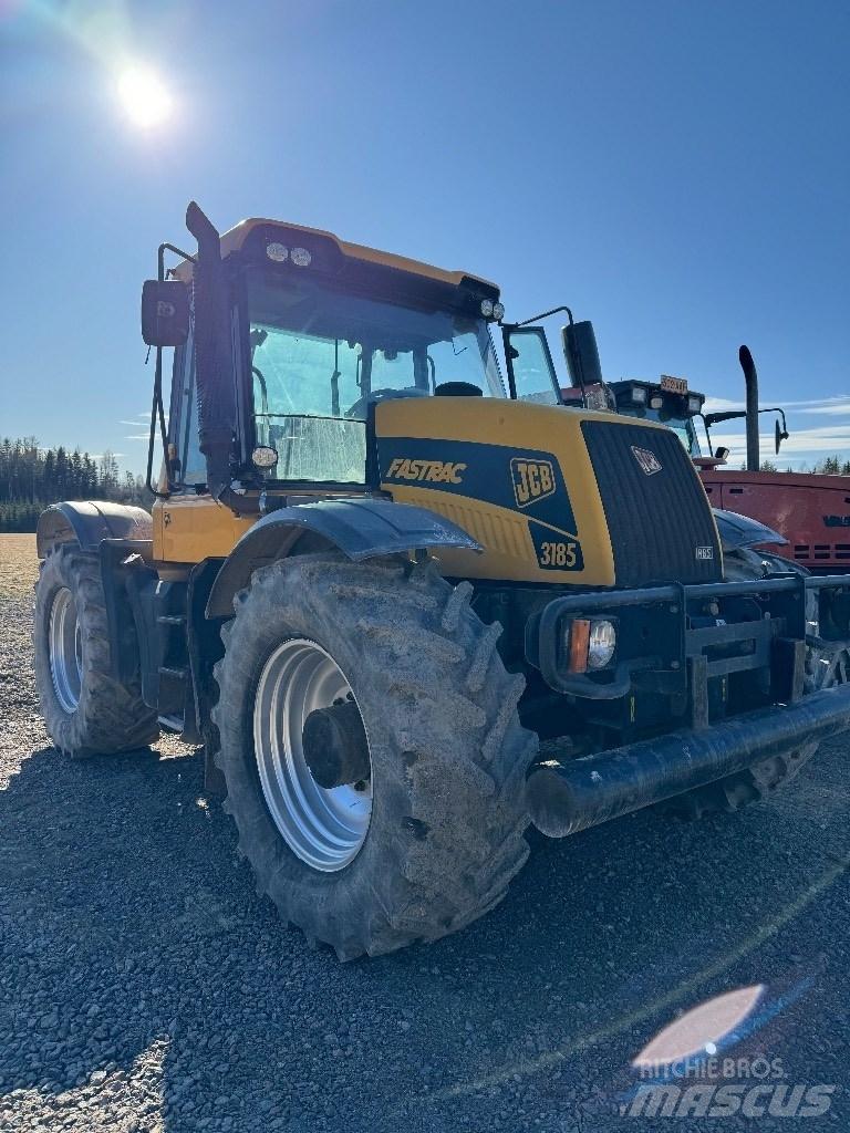 JCB Fastrac 3185 Traktori