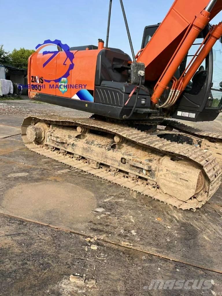 Hitachi ZX 200-5 G Bageri guseničari