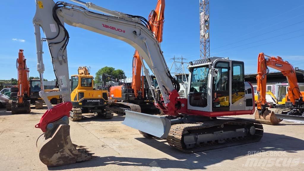 Takeuchi TB 2150 Bageri guseničari
