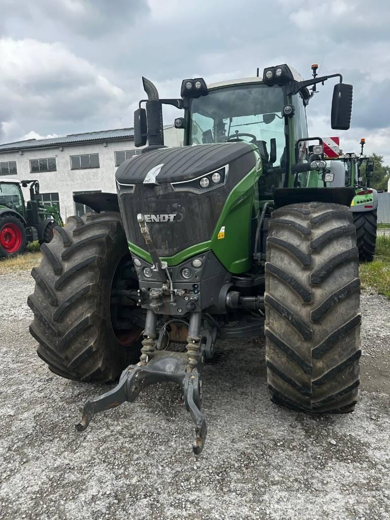 Fendt 1042 Rüfa Traktori