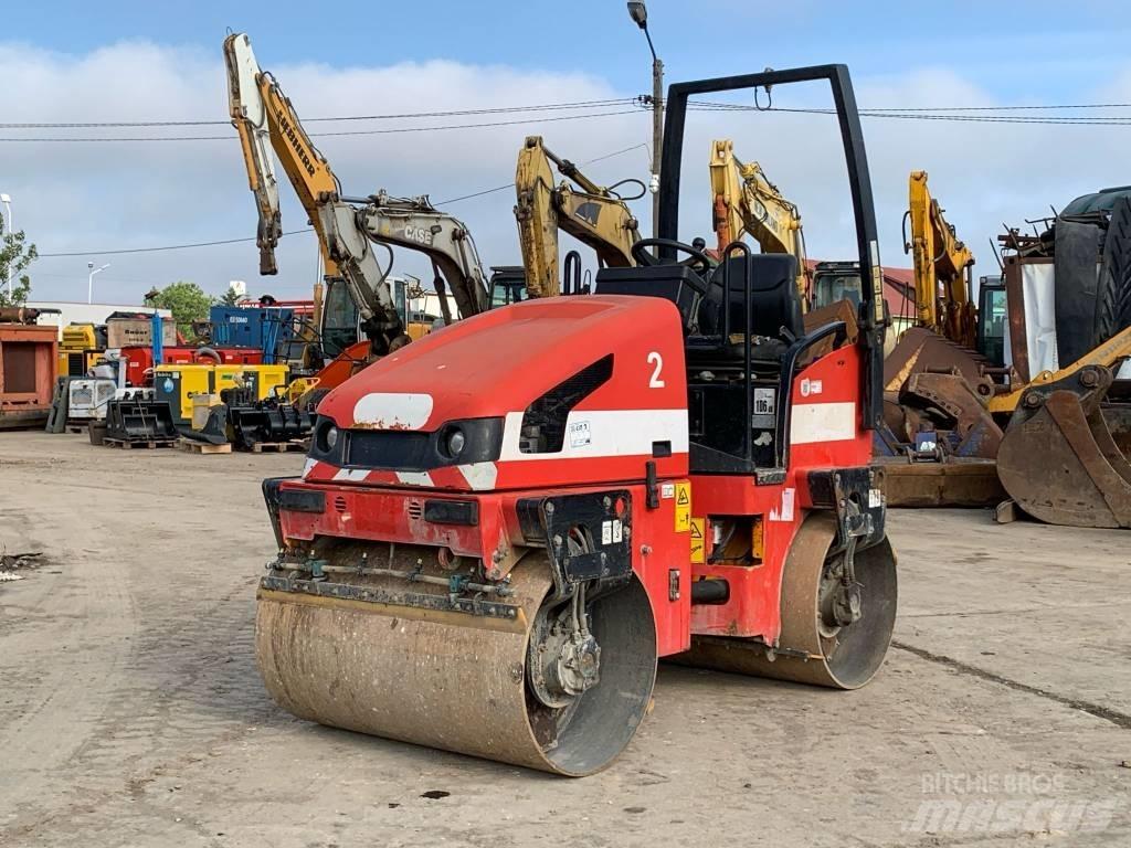 JCB VMT 260 Valjci sa duplim bubnjem