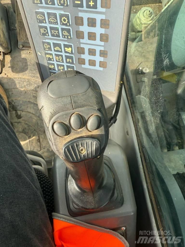 Atlas 150 W Bageri točkaši