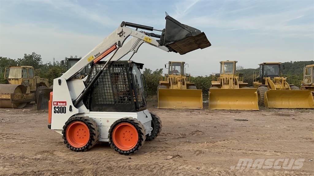 Bobcat S 300 Skid steer mini utovarivači