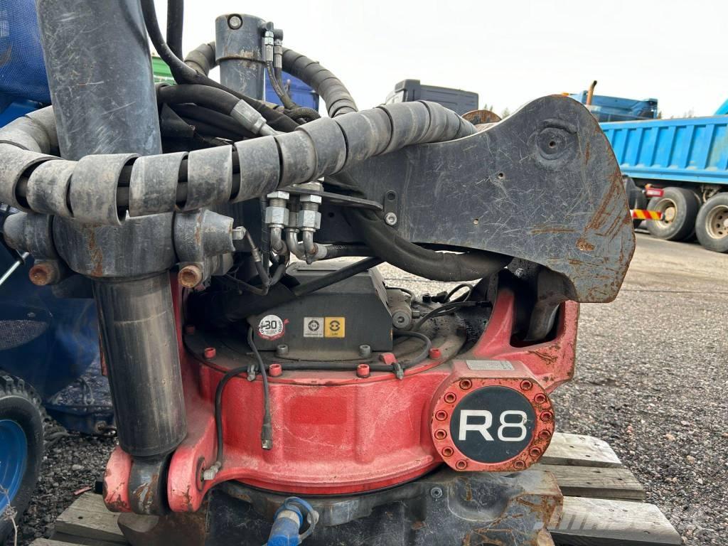 Rototilt R 8 Rotatori za građevinarstvo