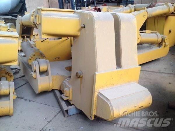 CAT D8K RIPPER Ostalo za građevinarstvo