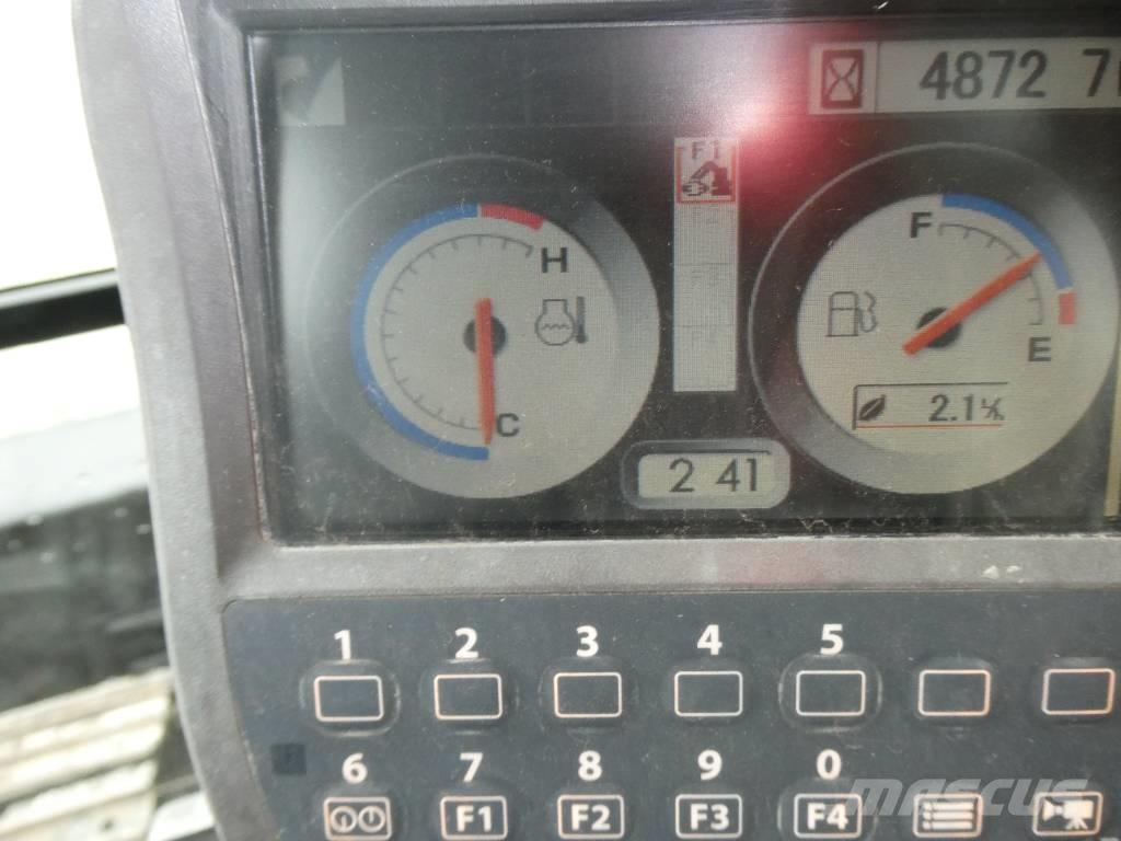 Hitachi ZX 135 US-3 Bageri guseničari