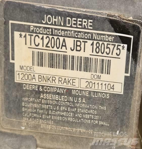 John Deere 1200 A Grabulje za pesak