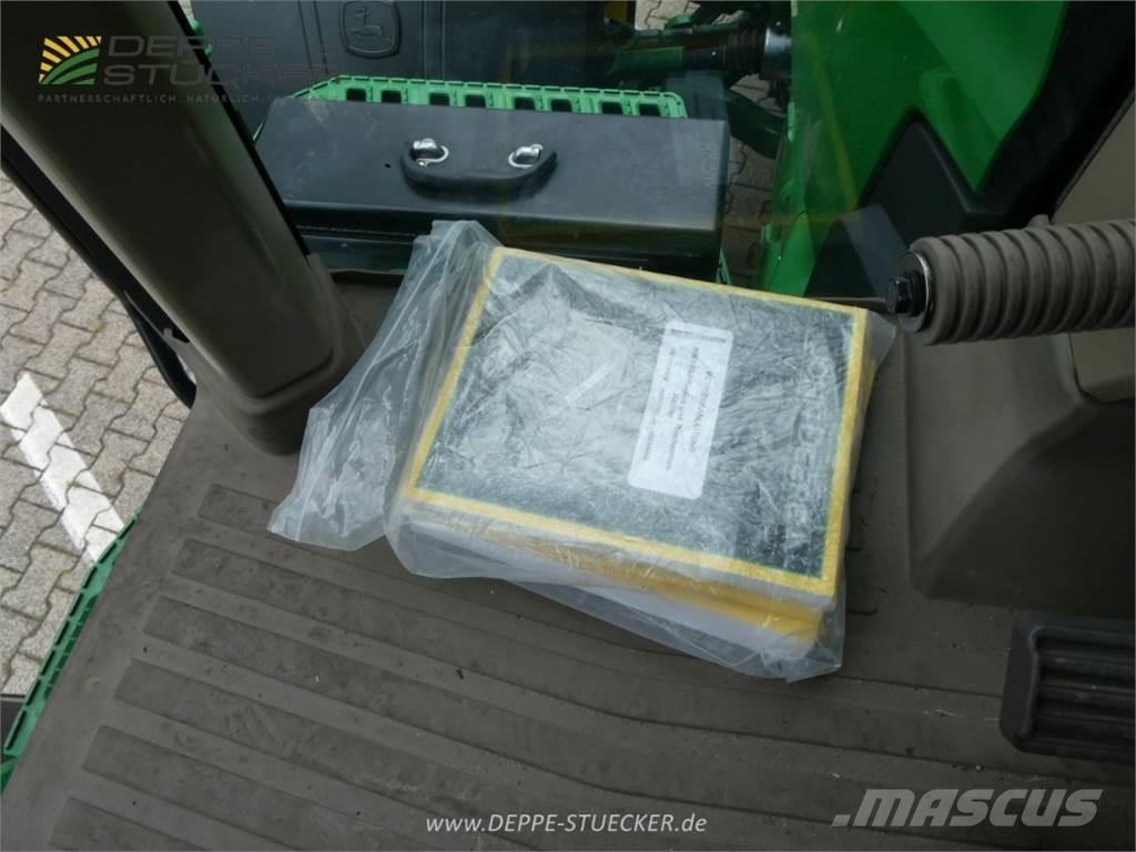 John Deere 8R 340 Traktori