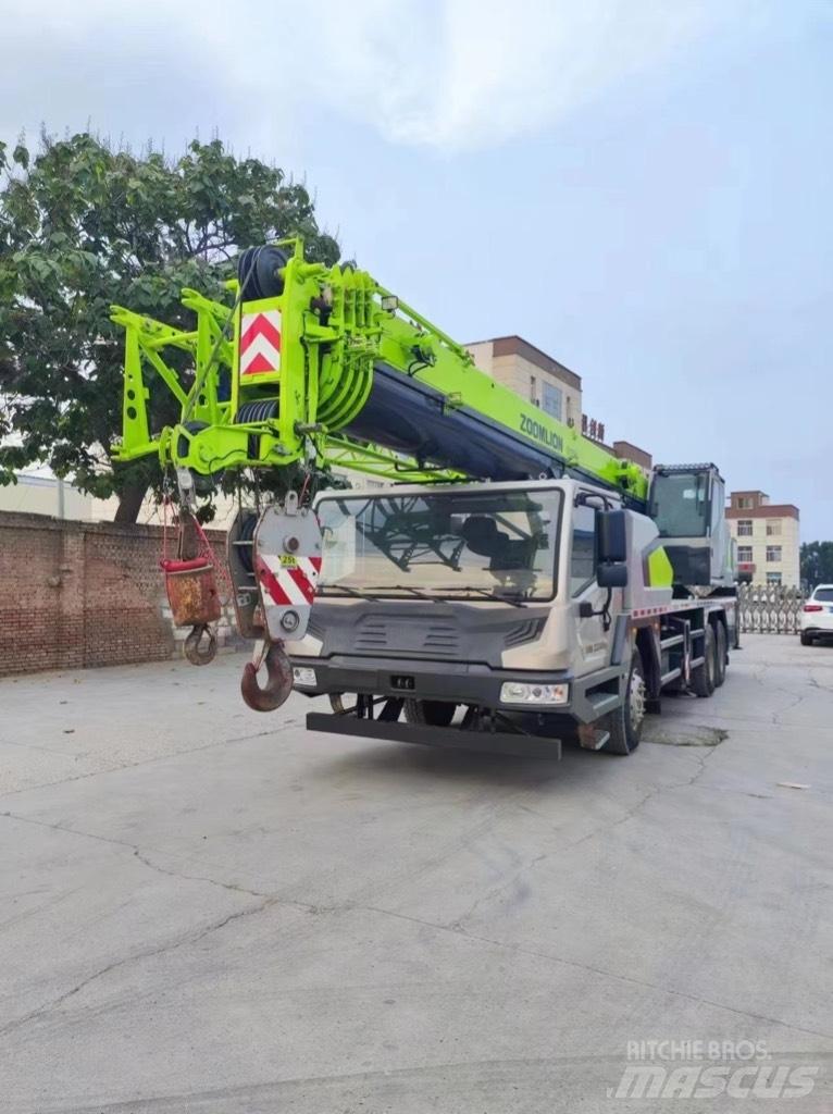 Zoomlion QY25H Polovne dizalice za sve terene