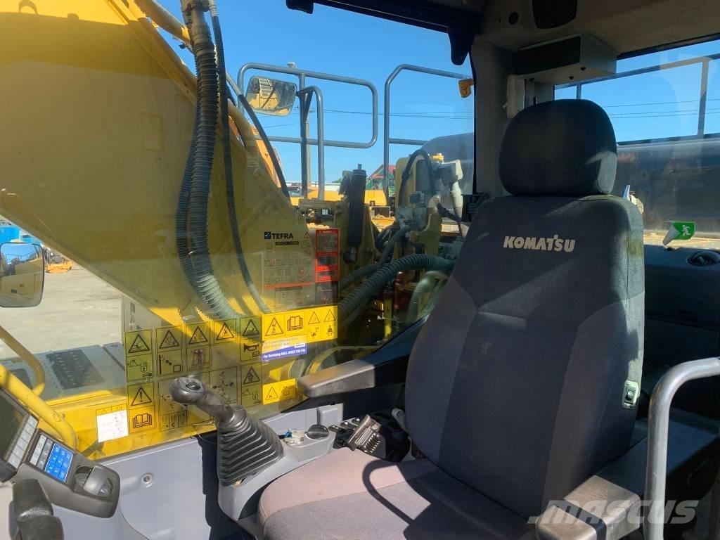Komatsu HB 215 LC-3 Bageri guseničari