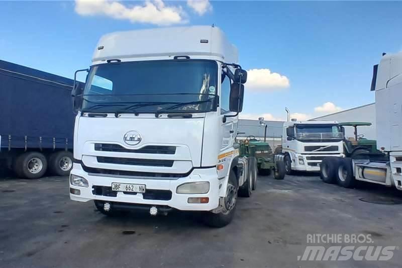 UD QUESTER GWE440 Ostali kamioni