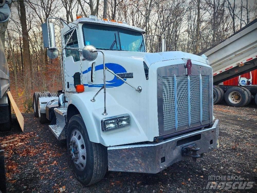 Kenworth T 800 B Tegljači