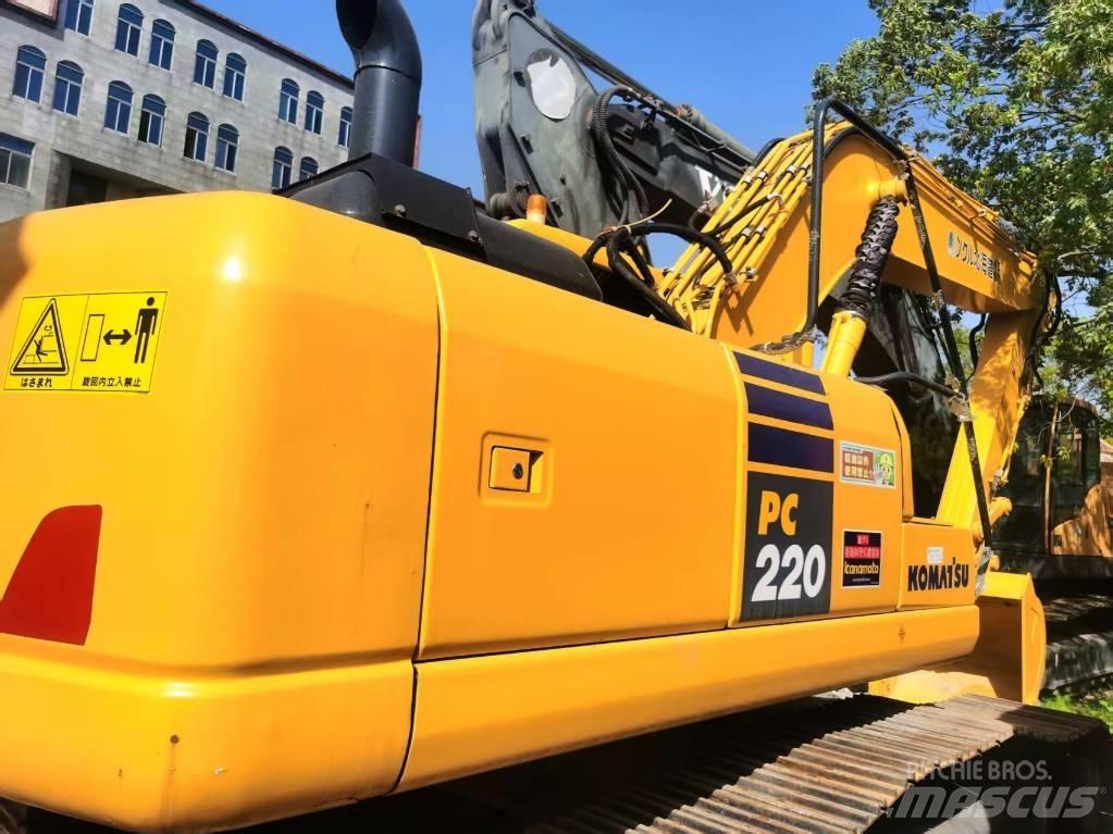 Komatsu PC 220-7 Bageri guseničari