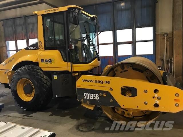 Volvo SD 135 (UTHYRES) Valjci sa jednim bubnjem