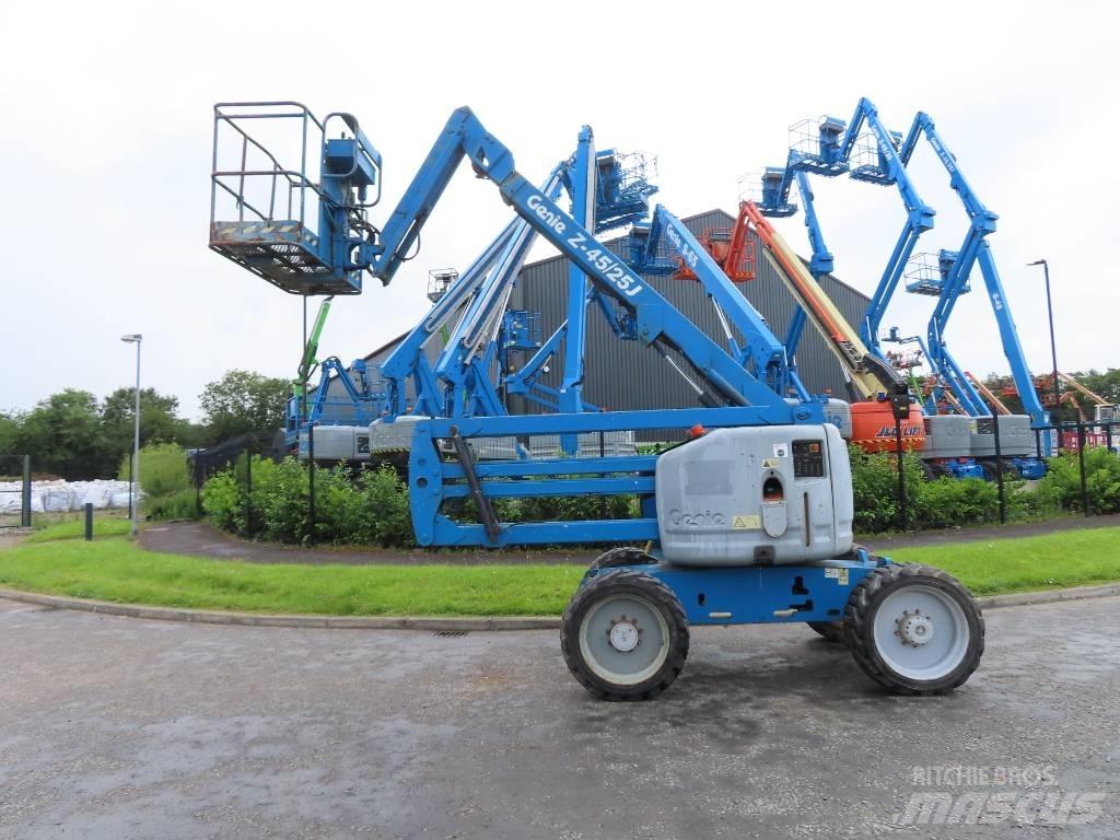 Genie Z 45/25 J Zglobne podizne platforme