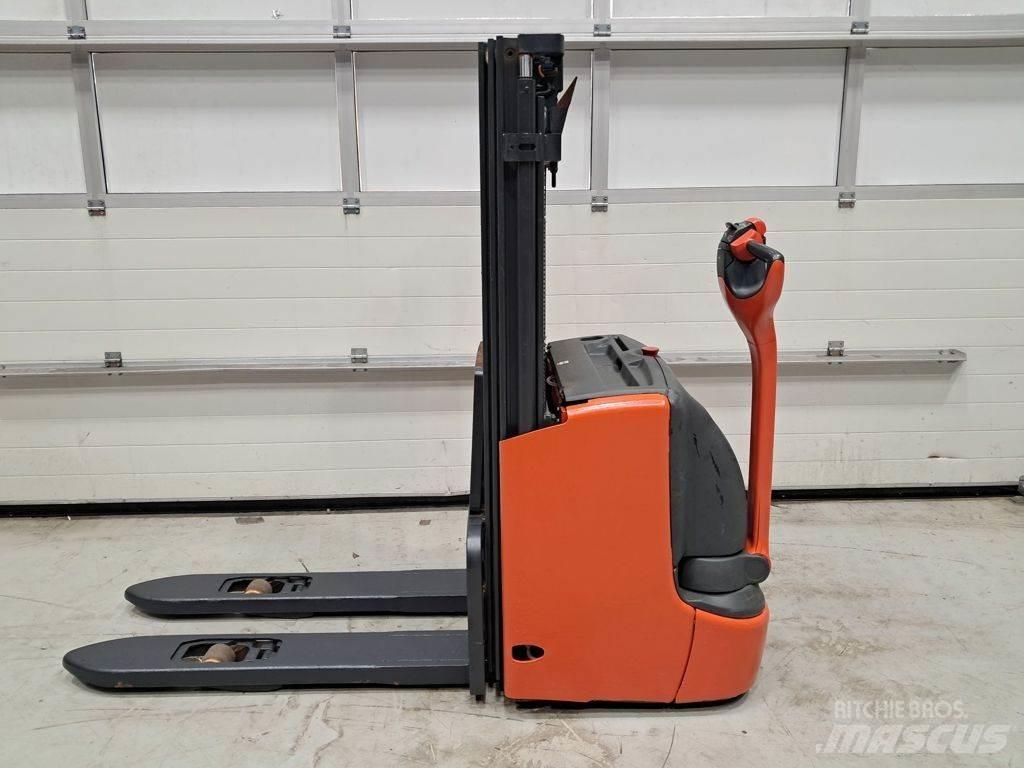 Linde L12I Ručni električni viljuškar