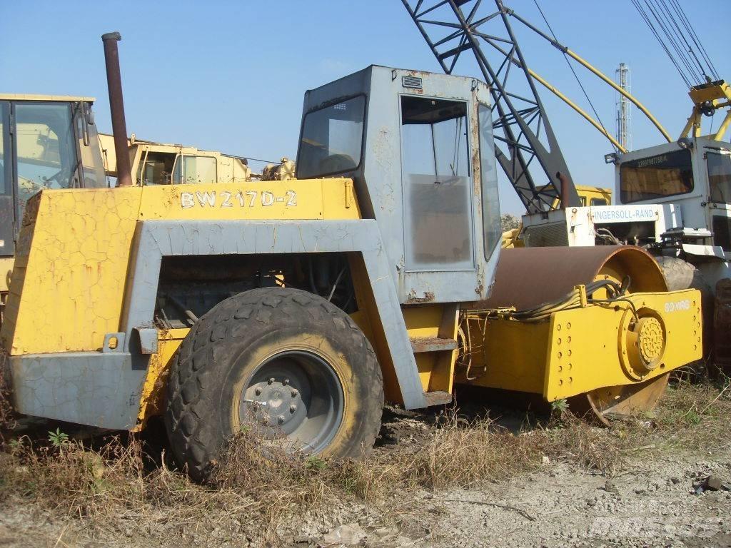 Bomag 217D Valjci sa jednim bubnjem
