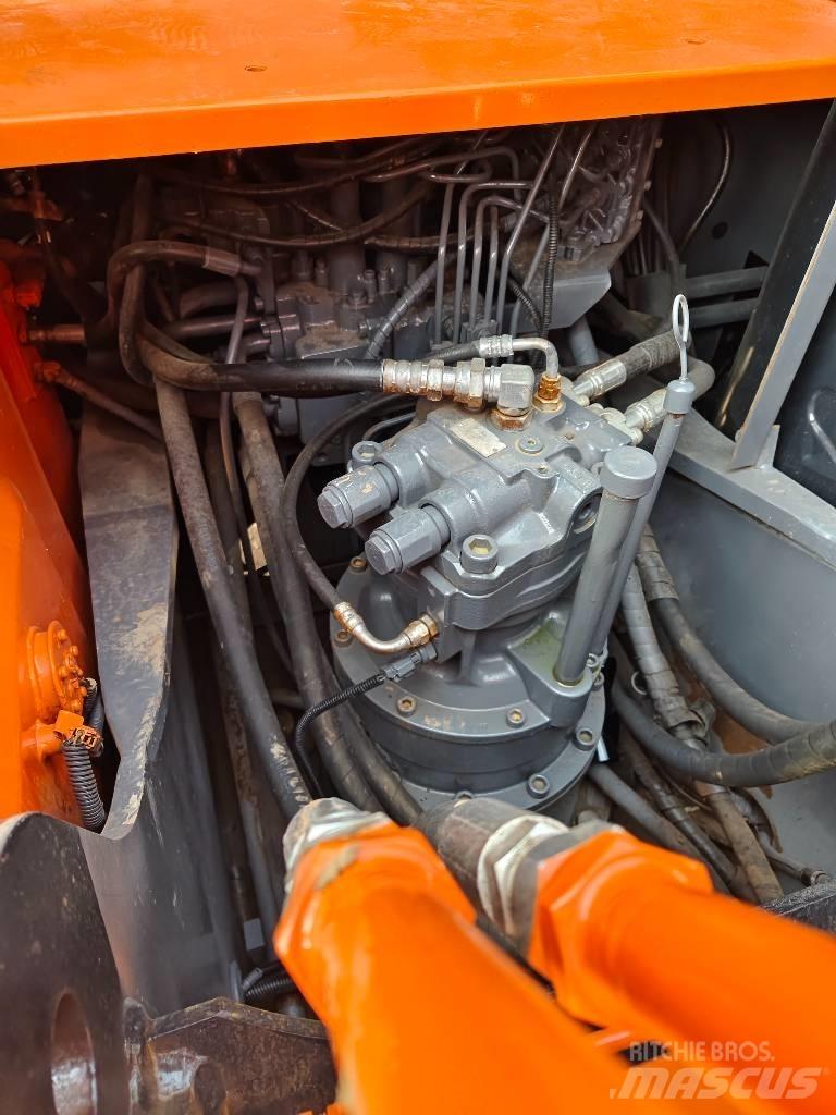 Hitachi ZX 130 LC Bageri guseničari