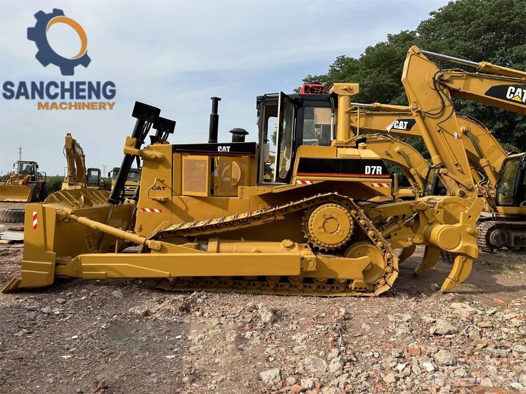 CAT D 7 R Buldožeri guseničari