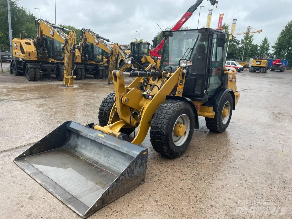 CAT 906 M Utovarivači na točkove