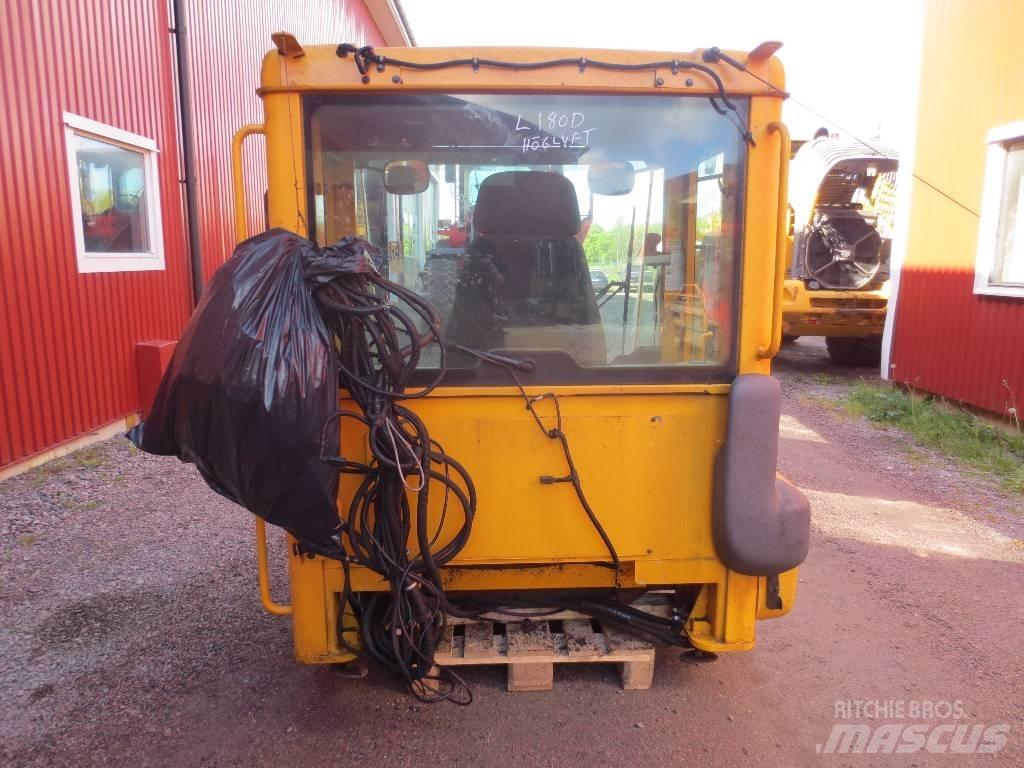 Volvo L 180 D Kabine i unutrašnjost