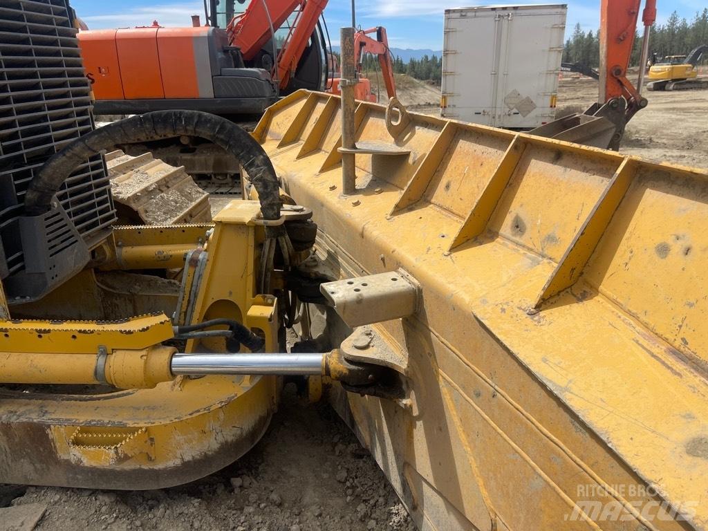 DEERE 750J Buldožeri guseničari
