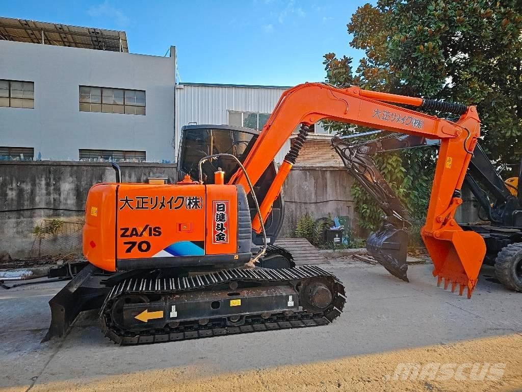 Hitachi ZX 70 Midi bageri 7t – 12t