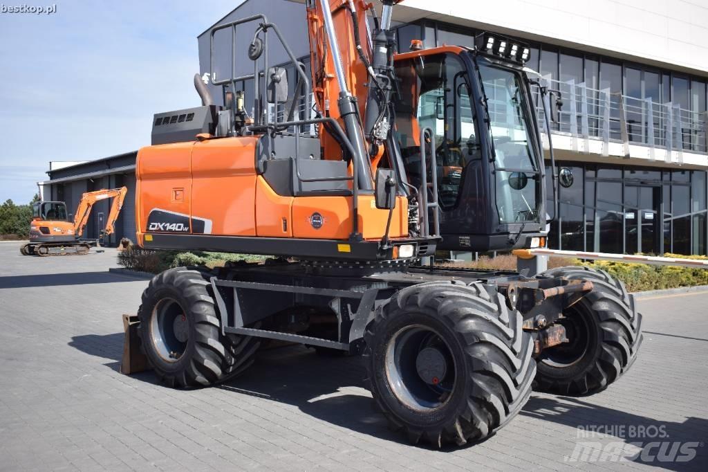 Doosan DX 140 W-5 Bageri točkaši