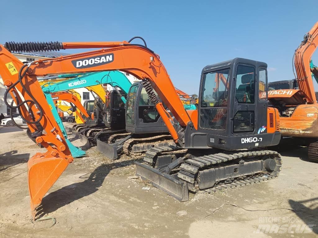 Doosan DH60-7 Mini bageri < 7t