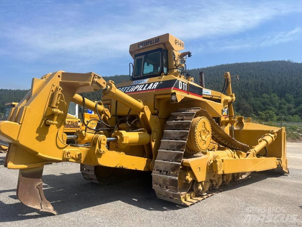 CAT D 10 Buldožeri guseničari