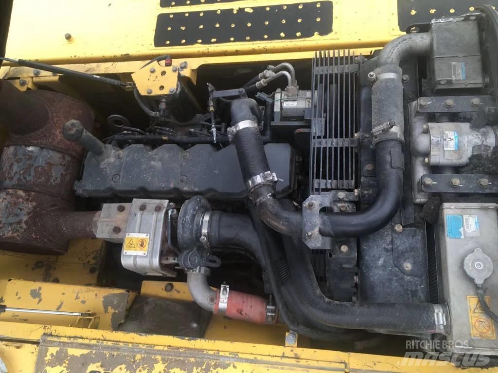 Komatsu pc220-8 Bageri guseničari