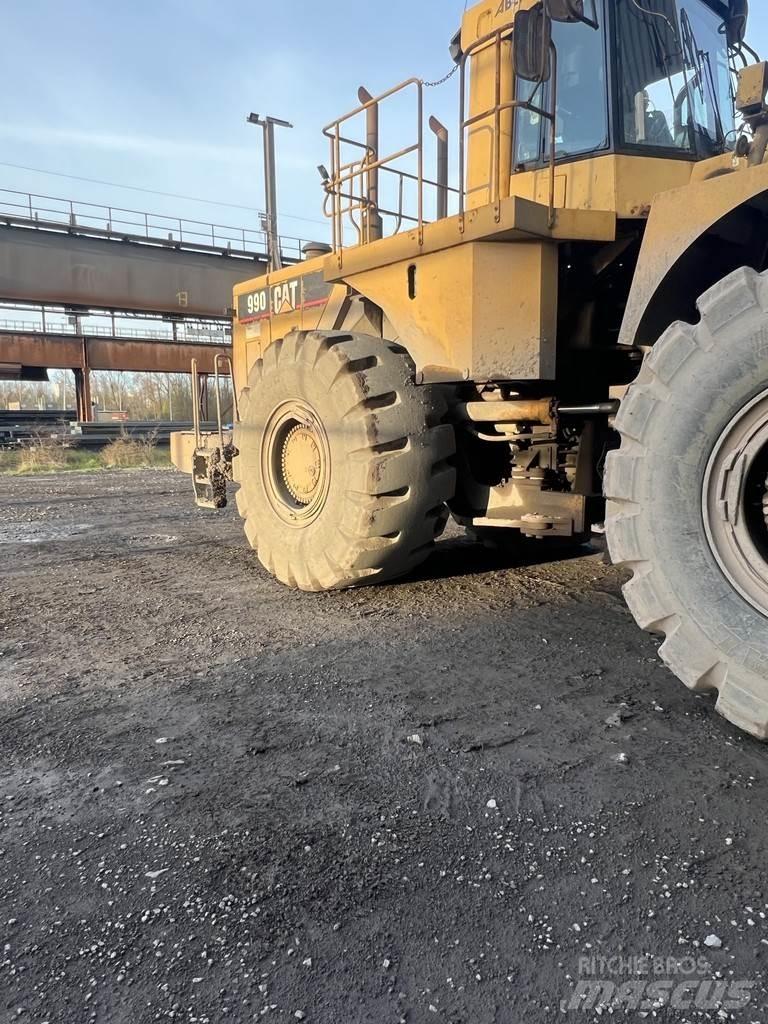CAT 990 Utovarivači na točkove