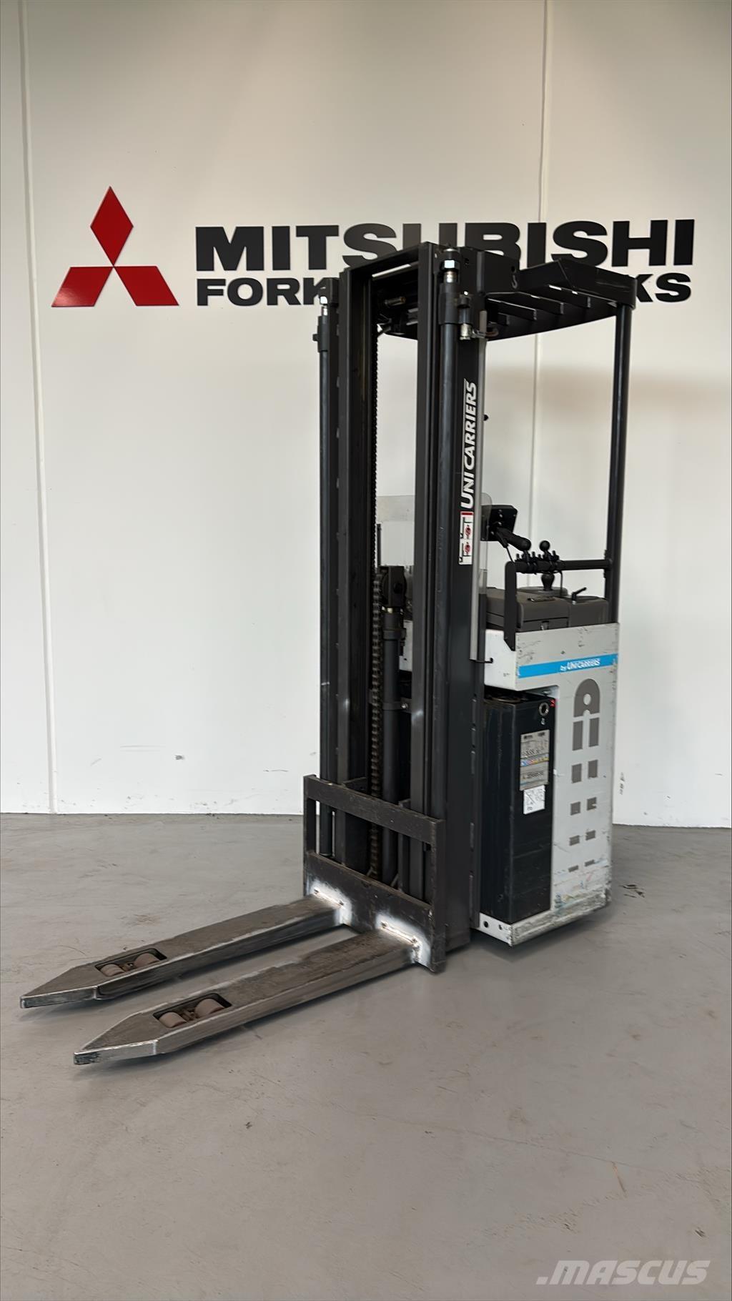 Atlet A160 Samopogonski ručni viljuškari