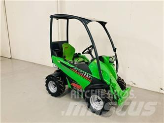 Avant 225 Mini utovarivači