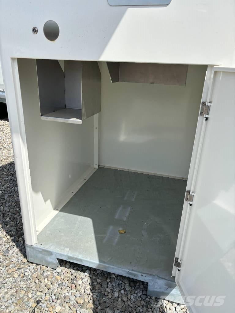  Recylingstation PET Ostale industrijske mašine