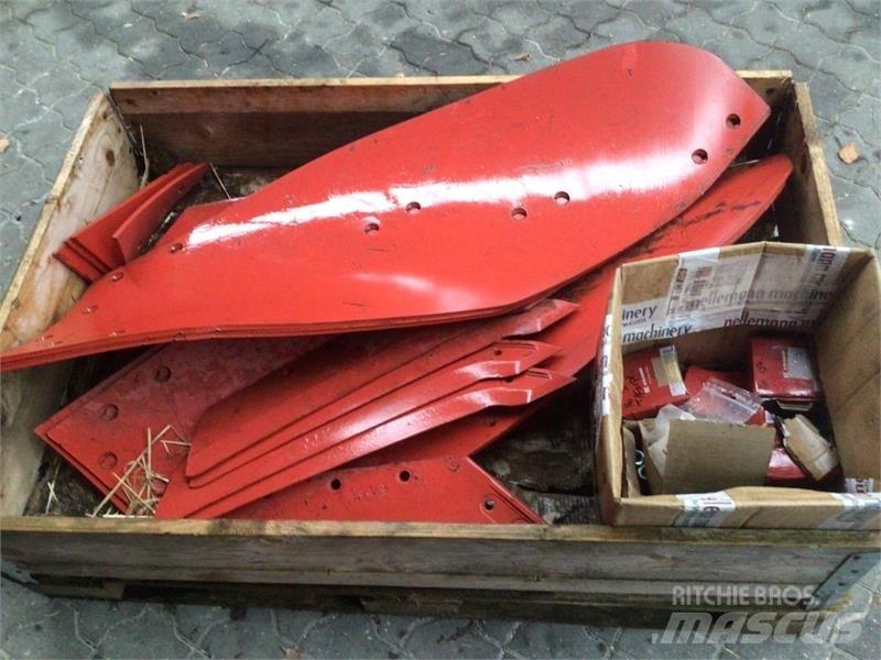  - - - 4 F. XMS950 ST Plugovi obrtači