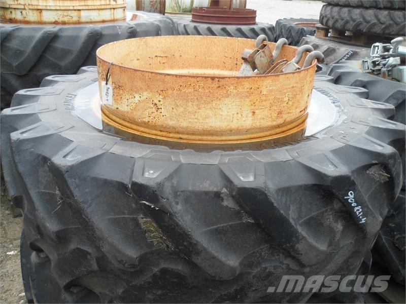  - - - 480/70R30 30" Gume, točkovi i felne