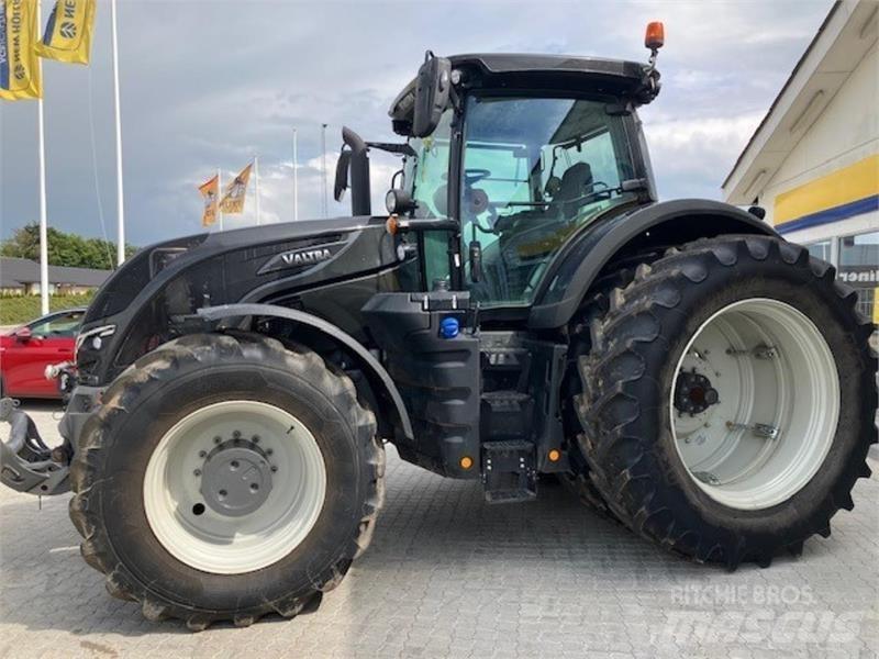 Valtra S394 Traktori